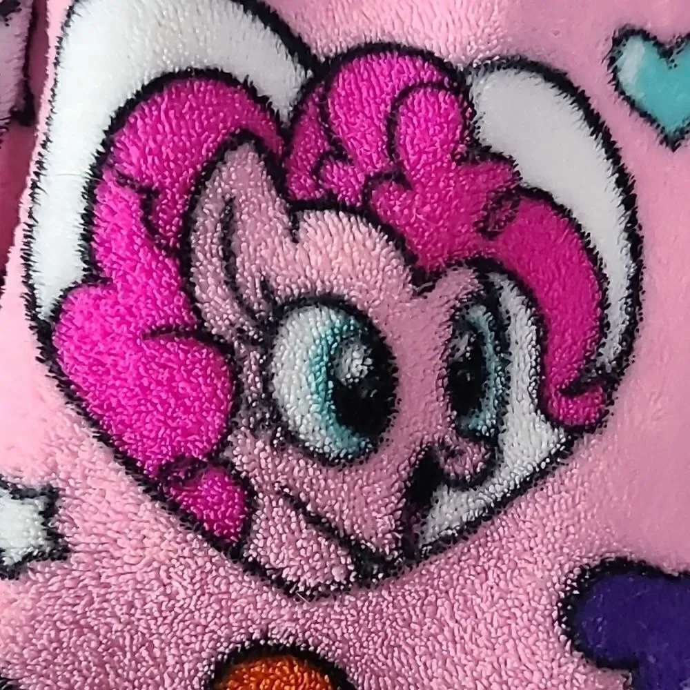 🚨 FLAW - My Little Pony Pink Plush Bath Robe Girls Fuzzy Bathrobe Fabric Piece